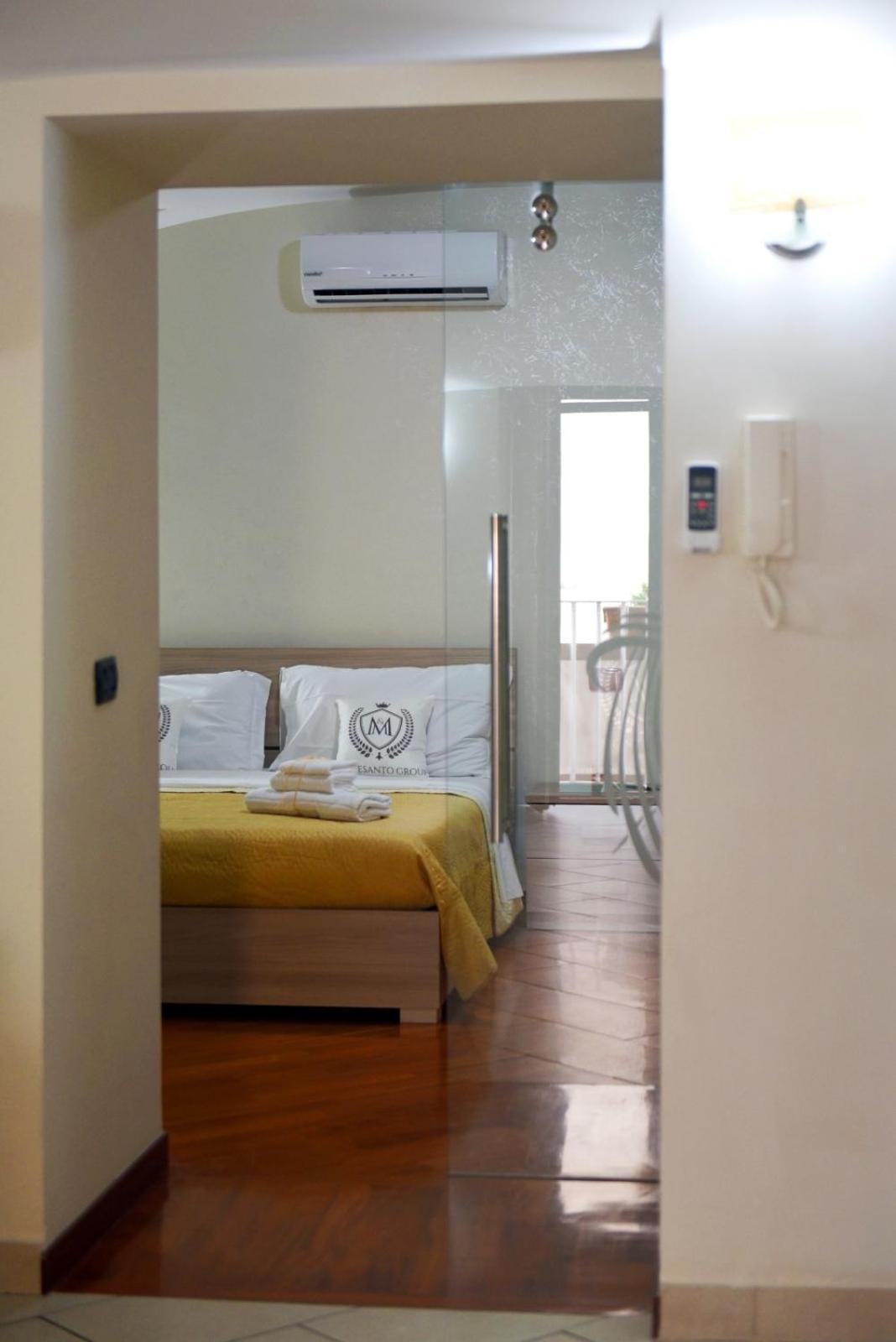 Montesantogroup Apartments Naples Room photo